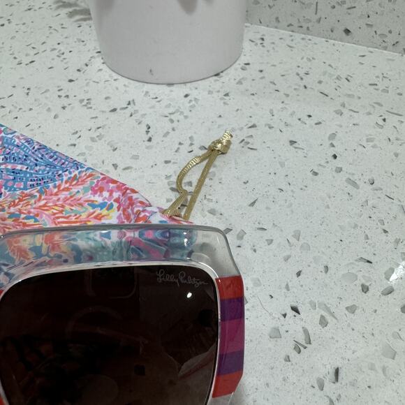 Lilly Pulitzer GWP Clear/Printed Sunglasses Square Beach Tropical Vacation KD - Picture 6 of 10